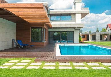 Custom Spas